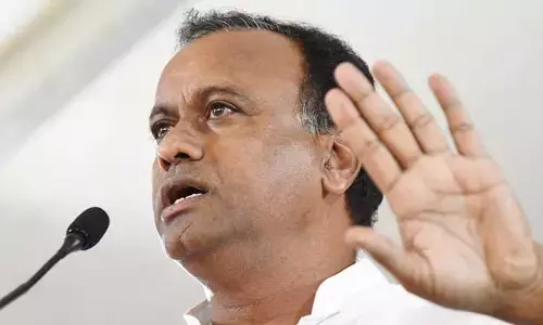 భువనగిరి నుంచి పోటీకి నా భార్య సిద్ధం.. కోమటిరెడ్డి రాజగోపాల్ రెడ్డి ప్రకటన