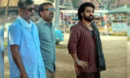 ‘దేవర’ నుంచి ఎన్టీఆర్ న్యూలుక్ రిలీజ్.. ఫిదా అవుతున్న ఫ్యాన్స్