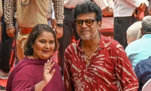 ఎన్నికలయ్యే దాకా ఆ సినిమాలు బ్యాన్ చేయండి.. ఈసీకి బీజేపీ లేఖ