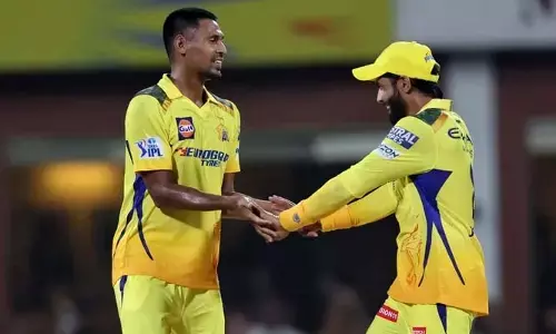 చెన్నయ్ వేట షురూ.. ఓపెనింగ్ మ్యాచ్‌లో బెంగళూరుపై గెలుపు