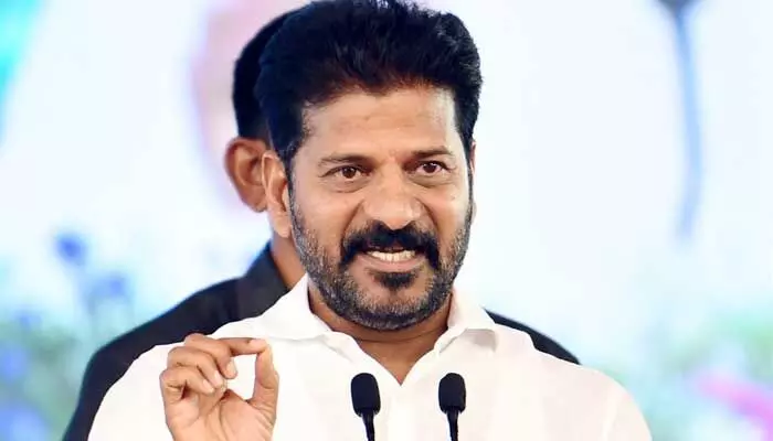 నోటిఫికేషన్ లోపే మన కంట్రోల్లోకి రావాలి.. నేతలకు CM రేవంత్ కీలక ఆదేశం నోటిఫికేషన్ లోపే మన కంట్రోల్లోకి రావాలి.. నేతలకు CM రేవంత్ కీలక ఆదేశం