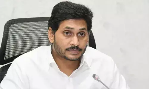 సంచలనంగా డ్రగ్స్ కంటైనర్ వ్యవహారం..  వివరణ ఇచ్చుకోలేక వైసీపీ అవస్థలు