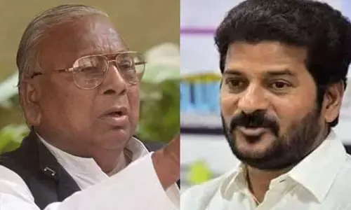 Gandhi Bhavan: సీఎం రేవంత్ బీసీ పక్షపాతి.. కులగణన సభలపై వీహెచ్ కీలక వ్యాఖ్యలు