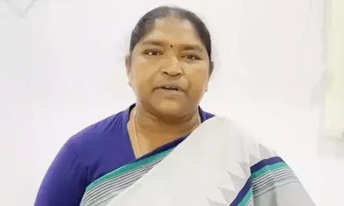 Minister Seethakka: అలేఖ్య కుటుంబానికి ప్రభుత్వం అండగా ఉంటుంది: మంత్ర సీతక్క