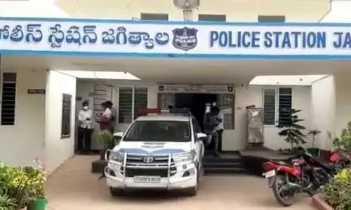 జగిత్యాల డ్రగ్స్ కేసు: బాలికకు గంజాయి ఇచ్చి ఏడాది పాటు అత్యాచారం
