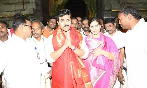 Viral News: శ్రీవారి సుప్రభాత సేవలో రామ్ చరణ్ దంపతులు