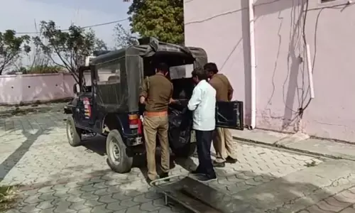 భారత్‌లోకి అక్రమంగా ప్రవేశం: యూపీలో ఇద్దరు చైనీయుల అరెస్టు