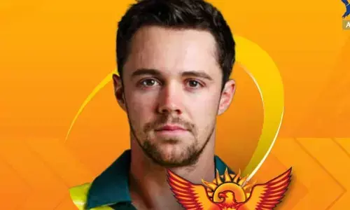 IPL: ట్రావిస్ హెడ్ మెరుపు ఇన్నింగ్స్.. ఫస్ట్ మ్యాచ్‌లోనే హాఫ్ సెంచరీ