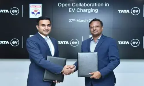 ఛార్జింగ్ స్టేషన్ల ఏర్పాటు కోసం టాటా మోటార్స్, హెచ్‌పీసీఎల్ ఒప్పందం