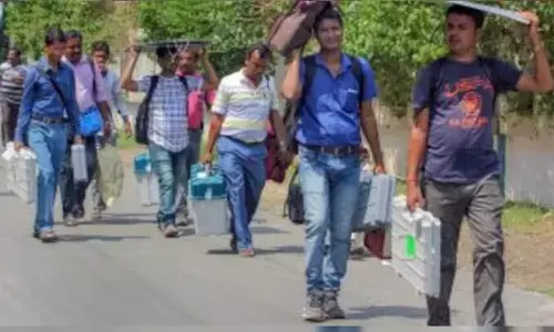 ఒక్క ఓటరు కోసం 39 కిలోమీటర్ల కాలినడక