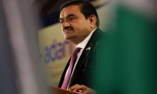 అంబుజా సిమెంట్‌లో అదానీ కుటుంబం రూ. 6,661 కోట్లు పెట్టుబడులు