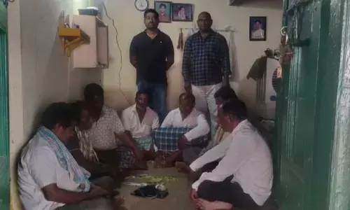 పేకాట రాయుళ్ల పట్టివేత