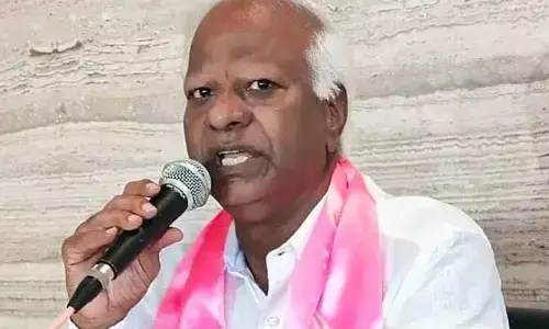 కడియం శ్రీహరి విషయంలో BRS కీలక నిర్ణయం