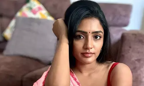 Eesha Rebba : నీ అందానికి ఎవరూ సాటిలేరు..