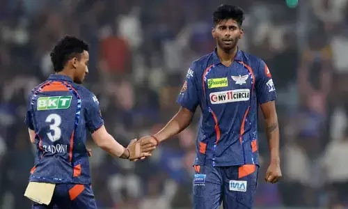 ఎవరీ మయాంక్ యాదవ్.. ట్రెండింగ్‌లో లక్నో యువ పేసర్