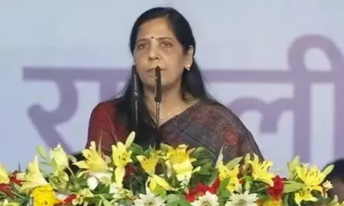 అరవింద్ కేజ్రీవాల్ పార్టీ 6 సంచలన హామీలు
