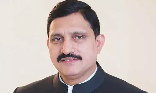 అతనిపై విమర్శలు చేసి నా స్థాయి తగ్గించుకోను: సుజనా చౌదరి