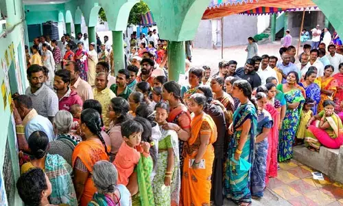 ఎన్నికల్లో.. ప్రజల పాత్ర శూన్యమే!