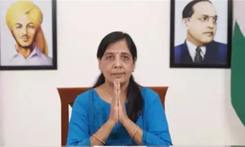 సునీతా కేజ్రీవాల్‌తో ఆప్ ఎమ్మెల్యేల భేటీ: ఢిల్లీలో కీలక పరిణామం