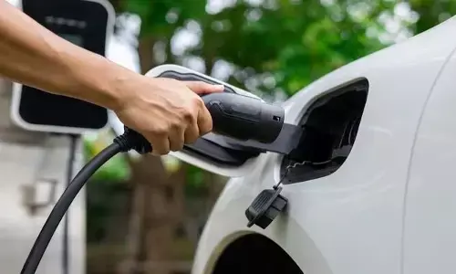 రికార్డు స్థాయిలో ఈవీ అమ్మకాలు