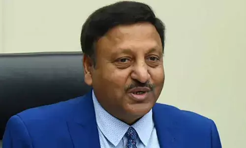 AP Politics: ఎన్నికల ఏర్పాట్లపై సీఈసీ రాజీవ్ వీడియో కాన్ఫరెన్స్
