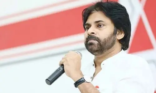 Pawan Kalyan: జనసేన అధినేత పవన్ పర్యటన వాయిదా.. ఆందోళనలో జనసేన శ్రేణులు!