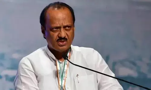 ప్రకటనల్లో గడియారం గుర్తును వాడొద్దు: అజిత్ పవార్‌కు సుప్రీంకోర్టు ఆదేశాలు