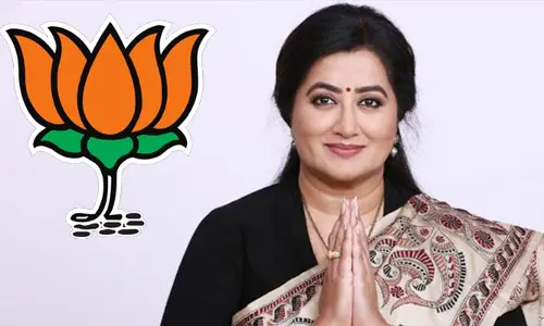 BREAKING: కర్ణాటకలో బీజేపీకి బిగ్ బూస్ట్.. నేడు పార్టీలో చేరనున్న నటి సుమలత