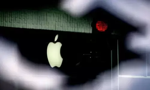 Apple : యాపిల్‌ నుంచి విపక్ష నేతల ఐఫోన్లకు ఆ మెసేజ్‌లు.. కేంద్రం రియాక్షన్