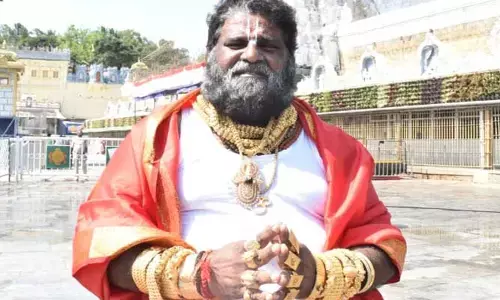 తిరుమలలో ప్రత్యక్షమైన గోల్డ్ మ్యాన్..చూస్తే షాక్ అవ్వాల్సిందే?