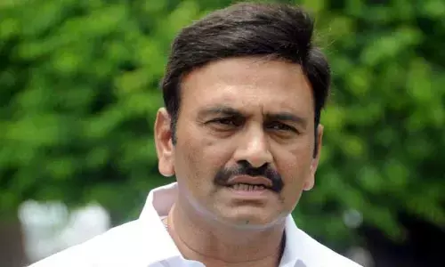 టీడీపీలో చేరిన వైసీపీ రెబల్ ఎంపీ RRR