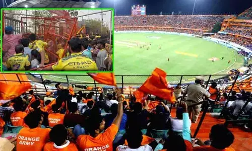ఉప్పల్ స్టేడియం వద్ద ఉద్రిక్తత!