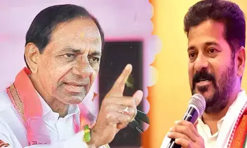 నిరోధ్ లు అమ్ముకోమంటార్రా కుక్కల కొడుకుల్లారా?... కాంగ్రెస్ పై కేసీఆర్ ఘాటు వ్యాఖ్యలు