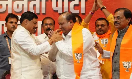 మధ్యప్రదేశ్‌లో కాంగ్రెస్‌కు మరో షాక్: బీజేపీలో చేరిన మాజీ మంత్రి