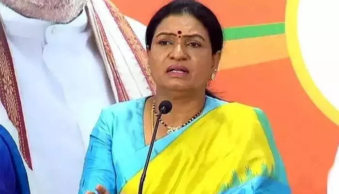 BREAKING: కాంగ్రెస్ గ్యారెంటీలకే గ్యారెంటీ లేదు : మహబూబ్నగర్ బీజేపీ ఎంపీ అభ్యర్థి డీకే అరుణ BREAKING: కాంగ్రెస్ గ్యారెంటీలకే గ్యారెంటీ లేదు : మహబూబ్నగర్ బీజేపీ ఎంపీ అభ్యర్థి డీకే అరుణ