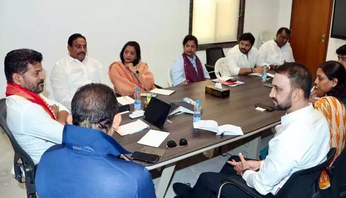 విభేదాలు వద్దు.. పార్టీ విజయం ముఖ్యం విభేదాలు వద్దు.. పార్టీ విజయం ముఖ్యం