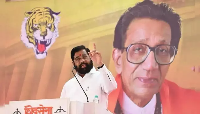 ఆయన మమ్మల్ని ఇంటి పని మనుషుల్లా చూశారు : సీఎం ఆయన మమ్మల్ని ఇంటి పని మనుషుల్లా చూశారు : సీఎం