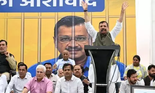కేజ్రీవాల్ అరెస్ట్‌కు నిర‌స‌న‌గా జంతర్ మంతర్ వద్ద ఆప్ నేత‌ల సామూహిక నిరాహార‌దీక్ష‌