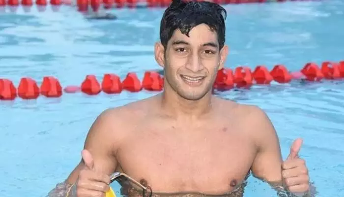 స్విమ్మర్ కుశాగ్రా రావత్కు స్వర్ణం స్విమ్మర్ కుశాగ్రా రావత్కు స్వర్ణం
