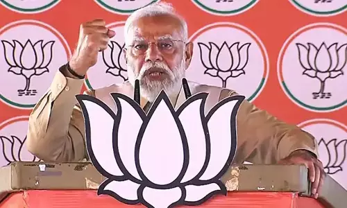 భారత్ ఏ సమస్యనైనా పరిష్కరిస్తుంది: యూపీ పర్యటనలో ప్రధాని మోడీ