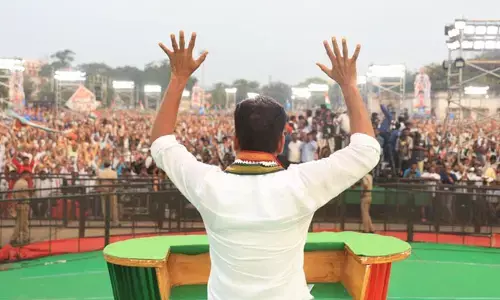 CM రేవంత్‌ రెడ్డికి 100 శాతం మార్కులు