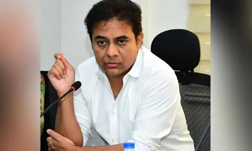 ఫ్రీడమ్ ఈస్ నాట్ గివెన్.. ఇట్స్ టేకెన్.. కేటీఆర్ ఆసక్తికర ట్వీట్