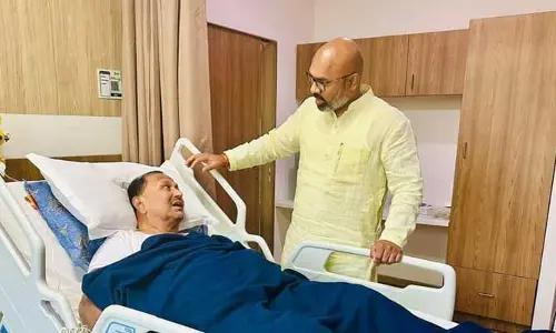 Breaking News: ఆస్పత్రిలో చేరిన ధర్మపురి శ్రీనివాస్