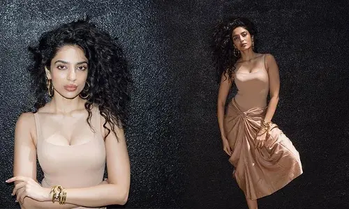 Sobhita Dhulipala Latest Hot Clicks Goes Viral On Social Media