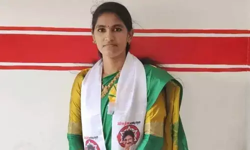మీరు ఊరుకోండిరా అయ్యా.. అసలే వైసీపీ శవంకోసం వెయిట్ చేస్తోంది.. వీడియో వైరల్