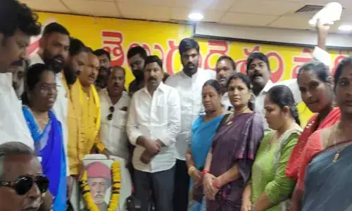 Gandi Babji: చిరస్మరణీయుడు జ్యోతిరావు పూలే..