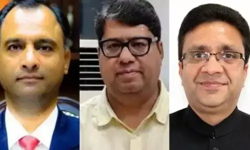 ప్రజాధనంతో విదేశాల్లో జల్సా చేసిన ముగ్గురు కలెక్టర్లు