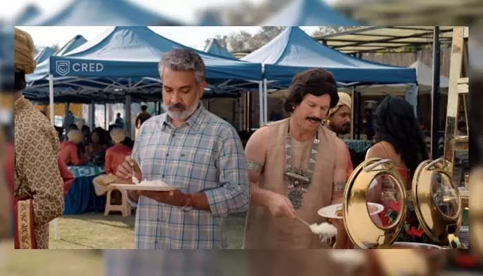 వార్నర్ అంటే క్రికెటర్ అనుకుంటివా..? యాక్టర్.. రాజమౌళికి పిచ్చెక్కించేశాడు.. (వీడియో) వార్నర్ అంటే క్రికెటర్ అనుకుంటివా..? యాక్టర్.. రాజమౌళికి పిచ్చెక్కించేశాడు.. (వీడియో)