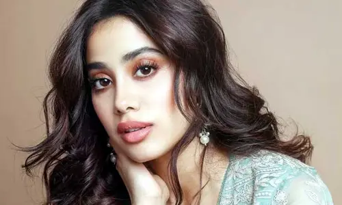 జాన్వీ కపూర్ పై ఫ్యాన్స్ ఫైర్.. అసలేమైదంటే?