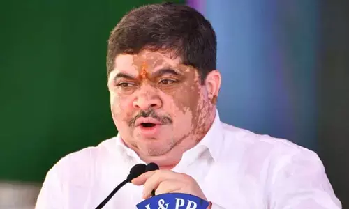 Union Budjet: మంత్రులు గుజరాత్ కో, బీహార్ కో పోవాలి..! మంత్రి పొన్నం హాట్ కామెంట్స్